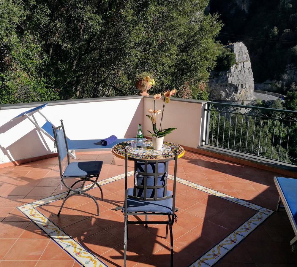 La Taverna Del Leone بوسيتانو